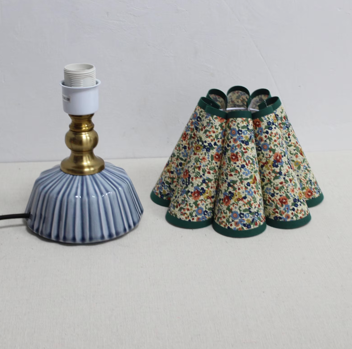 Isabelle Floral Scallop Counter Lamp