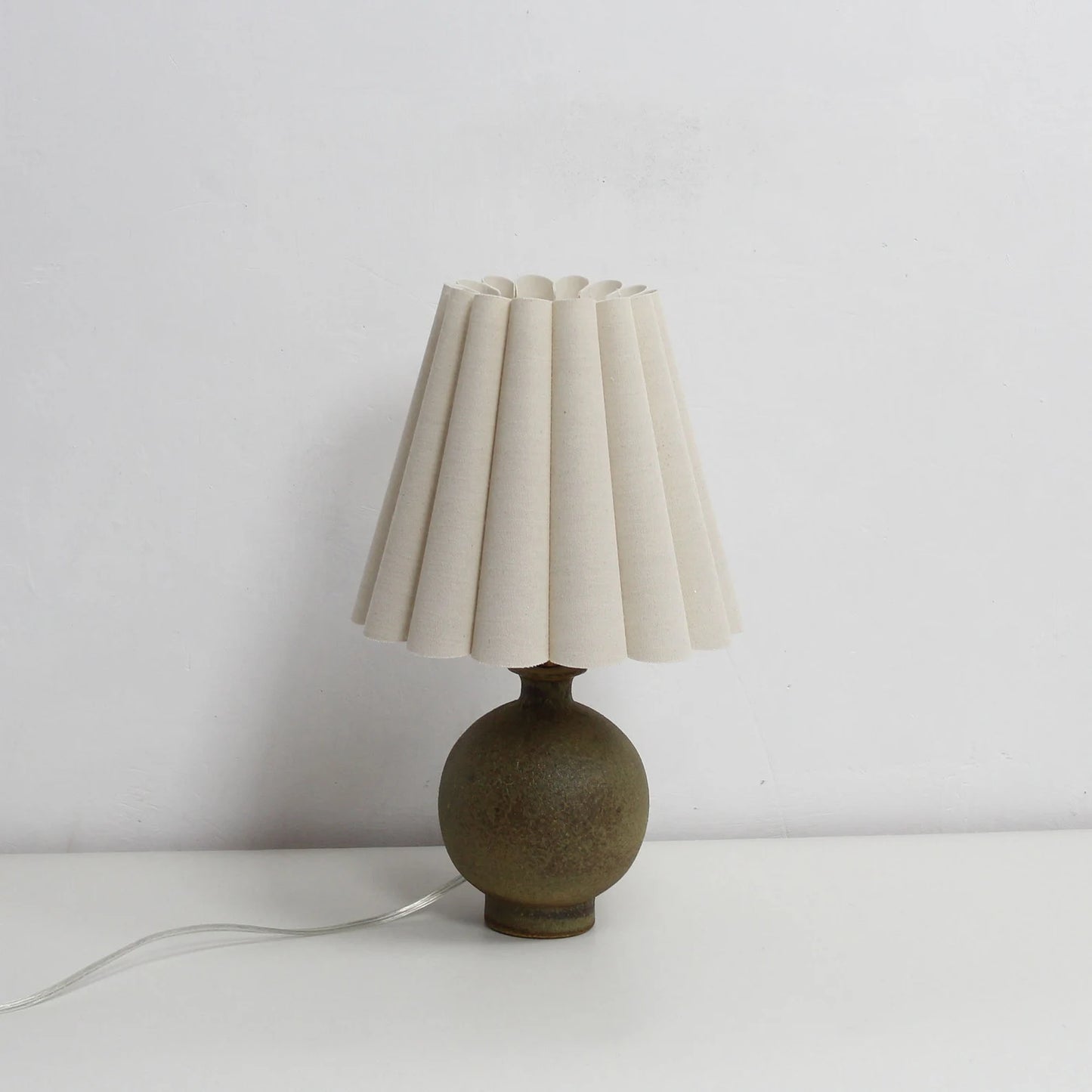 Isabella Scallop Counter Lamp