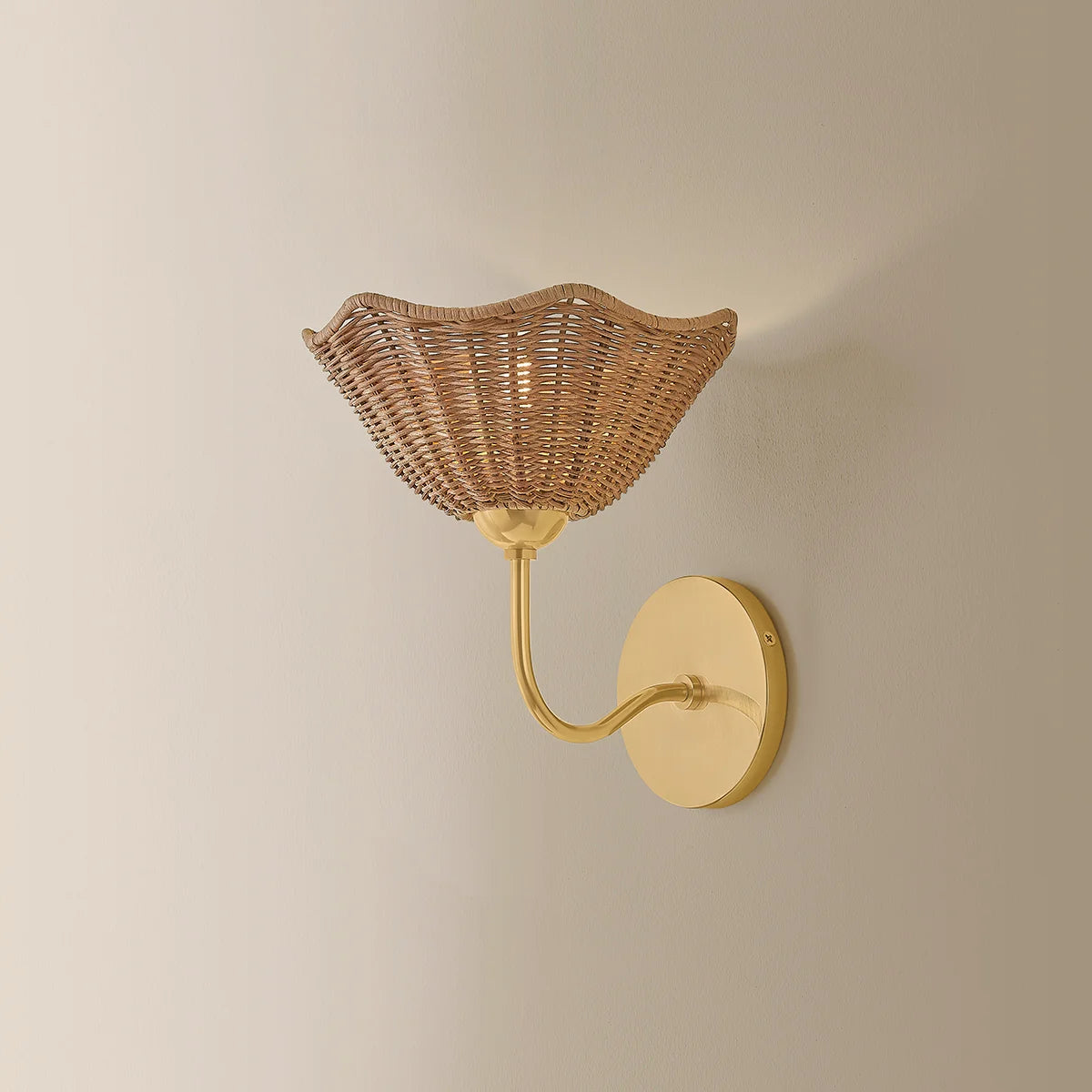 Kendra Floral Wicker Wall Sconce