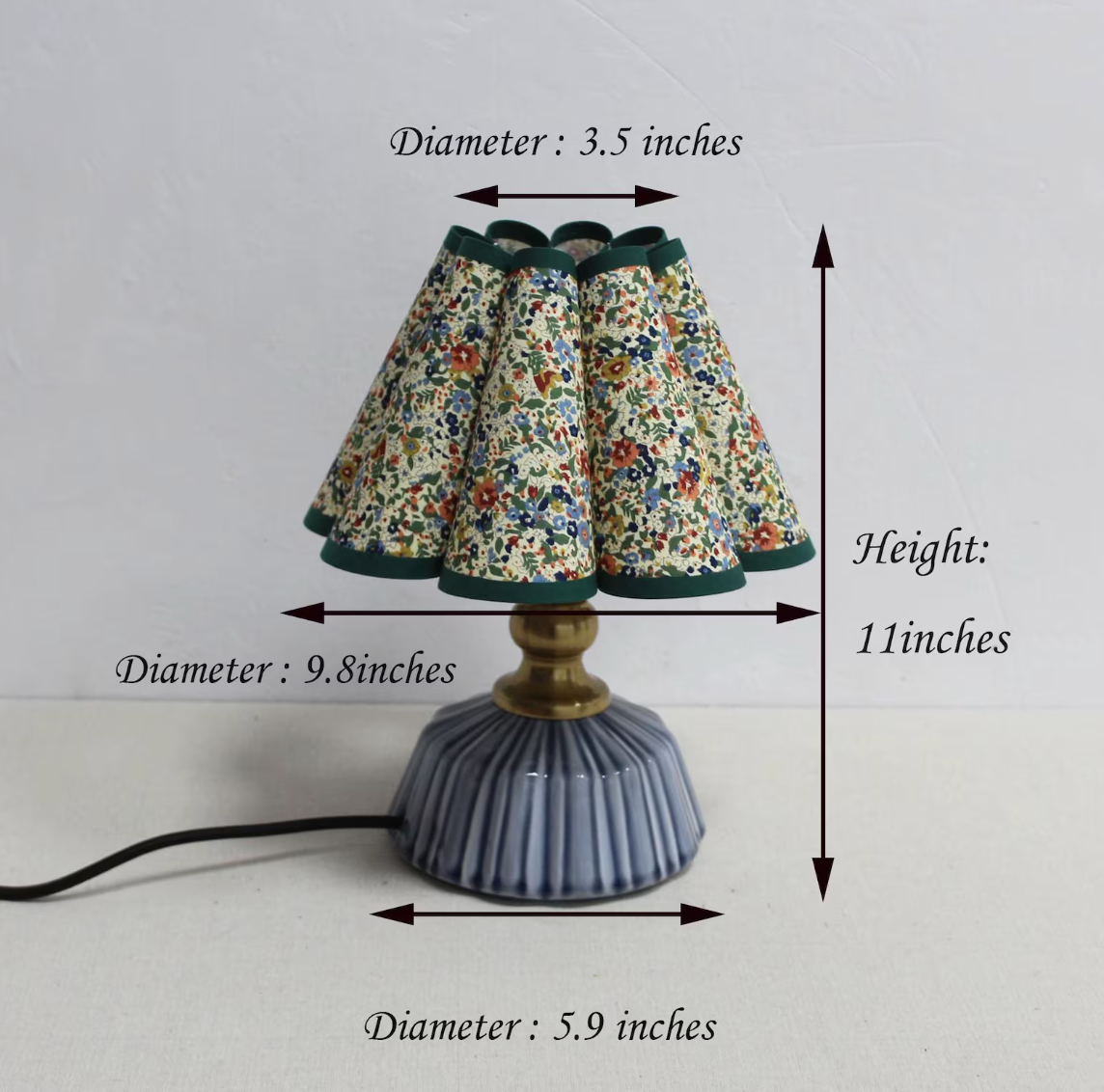Isabelle Floral Scallop Counter Lamp