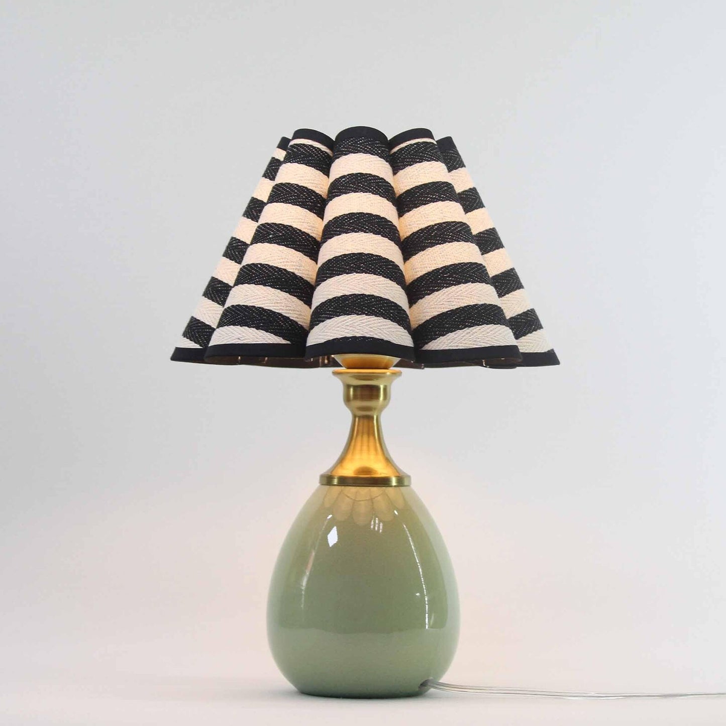 Lido Striped Scallop Counter Lamp