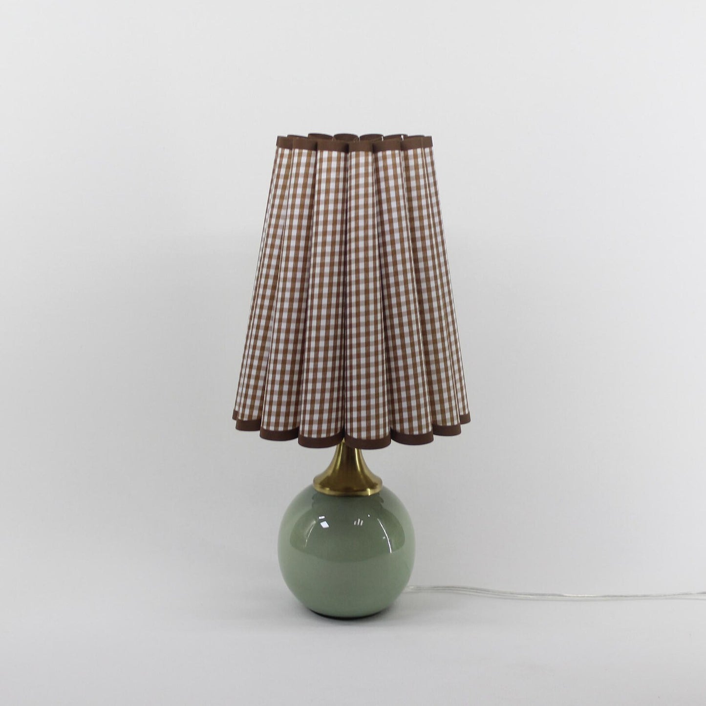 Mintly Gingham Scallop Counter Lamp