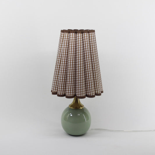 Mintly Gingham Scallop Counter Lamp